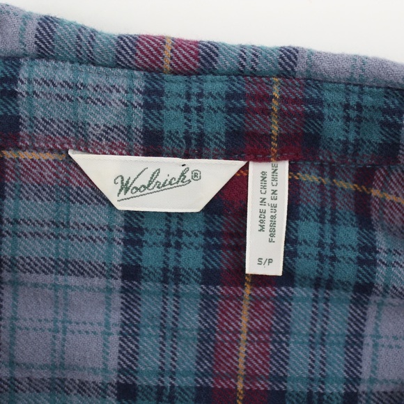 Woolrich Women’s Flannel Plaid Button Down Shirt - Picture 4 of 5